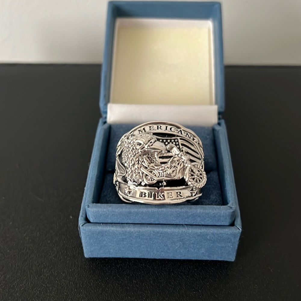 Men’s silver Biker ring